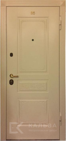 Фото «Стальная дверь светлая классика и венге с филёнками №19»